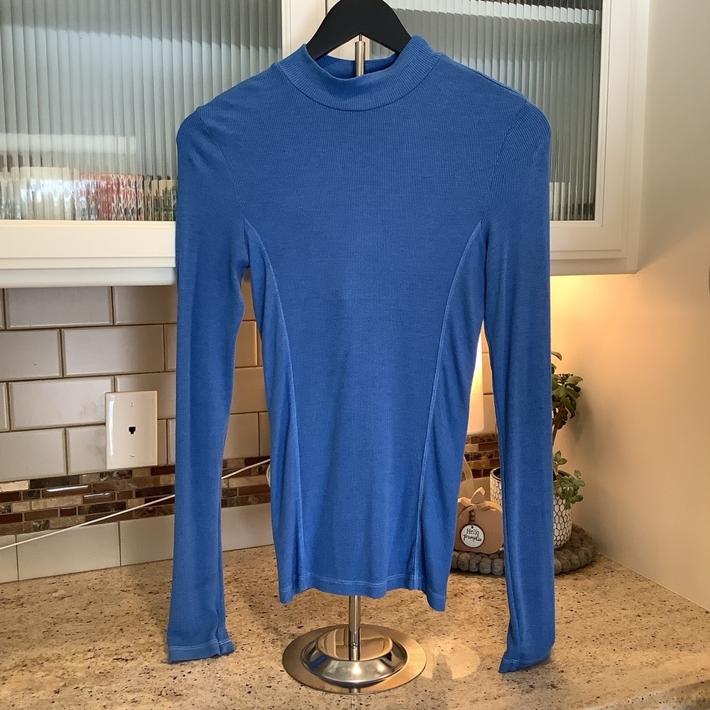 Enza Costa Fitted Ribbed Long Sleeve Shirt Size Medium Silk
